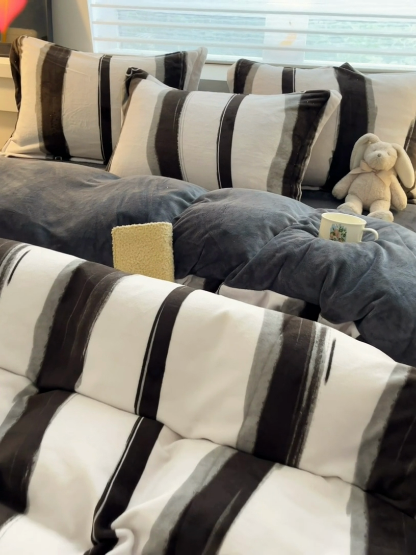 91家纺网 家纺一手货源 找家纺 启程家纺 2024新款A类秋冬INS风牛奶绒四件套 水墨印花