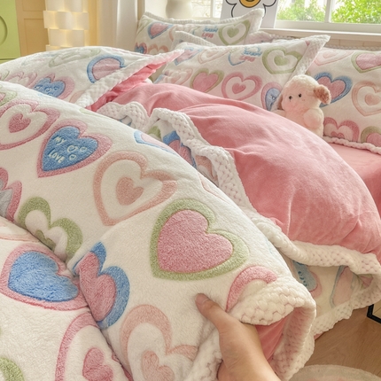 91家纺网 家纺一手货源 找家纺 （总）妮恒美家纺 2025新款加厚保暖亲肤雪花绒牛奶绒四件套系列1