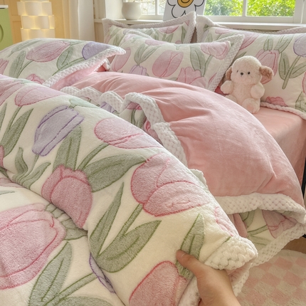 91家纺网 家纺一手货源 找家纺 （总）妮恒美家纺 2025新款加厚保暖亲肤雪花绒牛奶绒四件套系列1