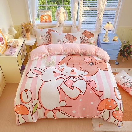 91家纺网 家纺一手货源 找家纺 莱米家纺 2024新款大版牛奶绒卡通四件套 花花少女