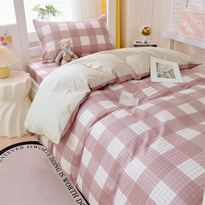 91家纺网 家纺一手货源 找家纺 2024新款学生宿舍.13372印花三件套 粉格子