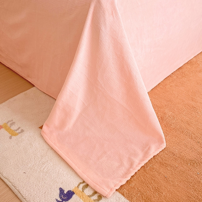 91家纺网 家纺一手货源 找家纺 莱米家纺 2024新款大版牛奶绒卡通四件套 粉色恋歌