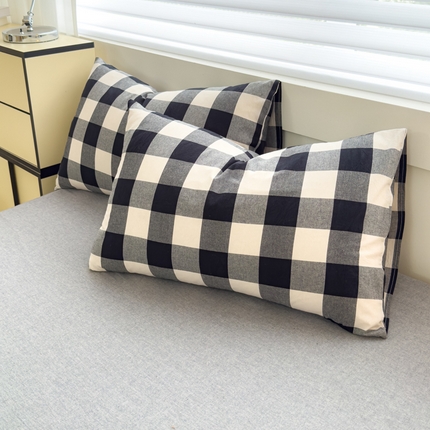 91家纺网 家纺一手货源 找家纺 星尚家纺 2024新款A类全棉色织水洗棉三四件套系列-单枕套 黑白格