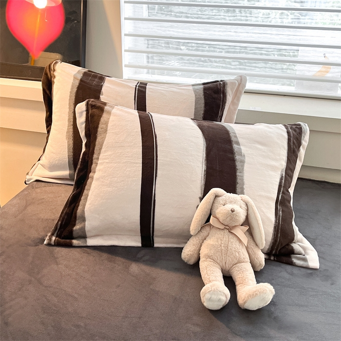 91家纺网 家纺一手货源 找家纺 启程家纺 2024新款A类秋冬INS风牛奶绒四件套 水墨印花