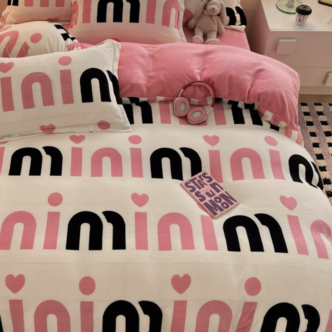 91家纺网 家纺一手货源 找家纺 启程家纺 2024新款A类秋冬INS风牛奶绒四件套 米妮3