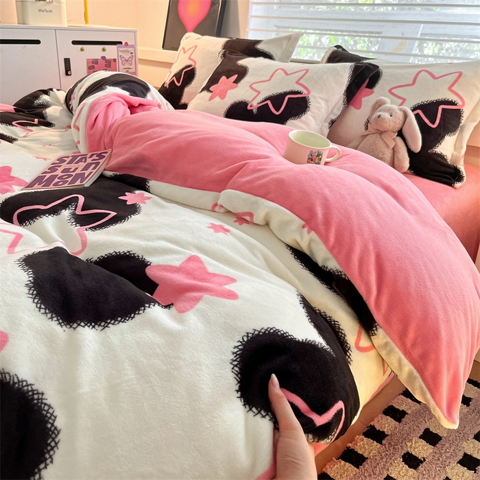 91家纺网 家纺一手货源 找家纺 启程家纺 2024新款A类秋冬INS风牛奶绒四件套 六角星