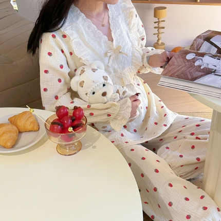 91家纺网 家纺一手货源 找家纺 （总）洛兰沙家居馆【只代发】【只代发】 2024新款棉纱绉布睡衣女春夏季甜美蕾丝印花韩版花边长袖套头家居服四季款