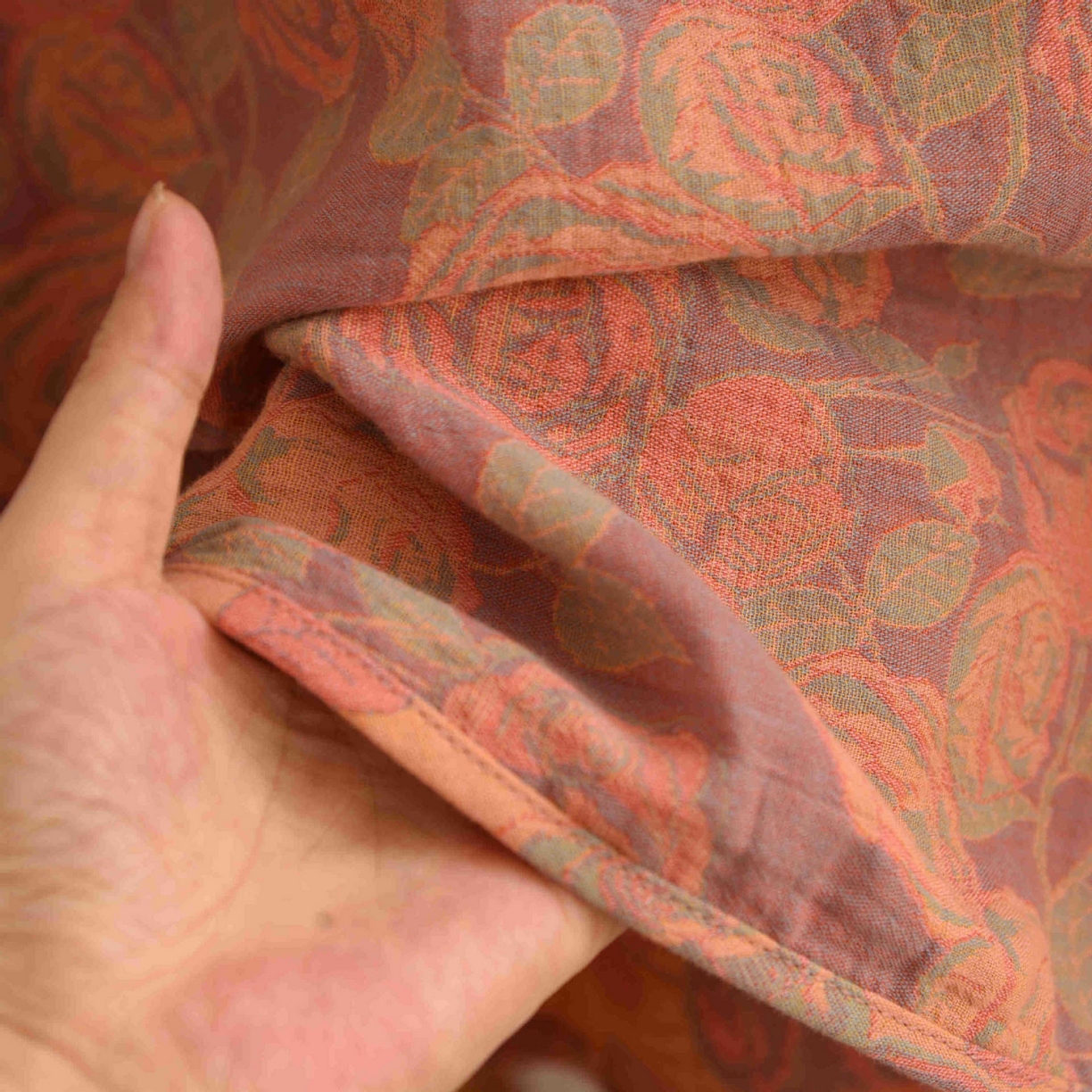 91家纺网 家纺一手货源 找家纺 洛兰沙家居馆【只代发】【只代发】 2024新款全棉色织提花国风长袖长裤睡衣女四季薄款圆领套头家居服套装可外穿 长款粉色