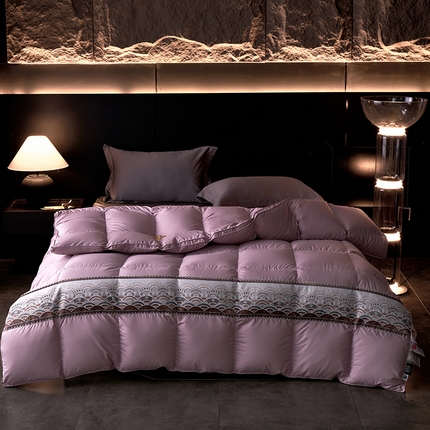 91家纺网 家纺一手货源 找家纺 （总）岚司羽 2024新款95%优质白鹅绒大朵羽绒被--媚人鱼酒店模特款