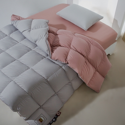 91家纺网 家纺一手货源 找家纺 （总）岚司羽 新款95%优质白鹅绒冬被--巴洛克