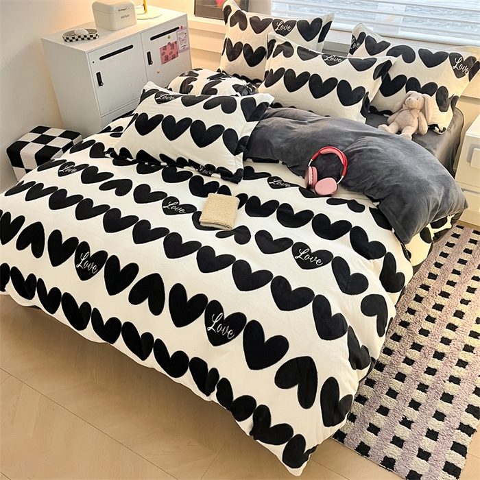 91家纺网 家纺一手货源 找家纺 启程家纺 2024新款A类秋冬INS风牛奶绒四件套 黑心