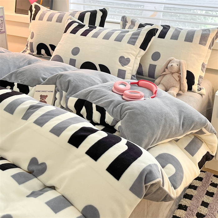 91家纺网 家纺一手货源 找家纺 （总）启程家纺 2024新款A类秋冬INS风牛奶绒四件套