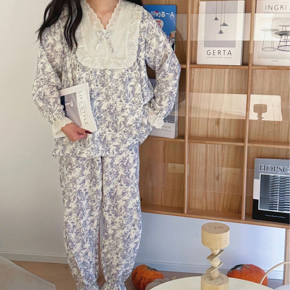 91家纺网 家纺一手货源 找家纺 洛兰沙家居馆【只代发】【只代发】 2024新款棉纱绉布睡衣女春夏季甜美蕾丝印花韩版花边长袖套头家居服四季款 浅灰