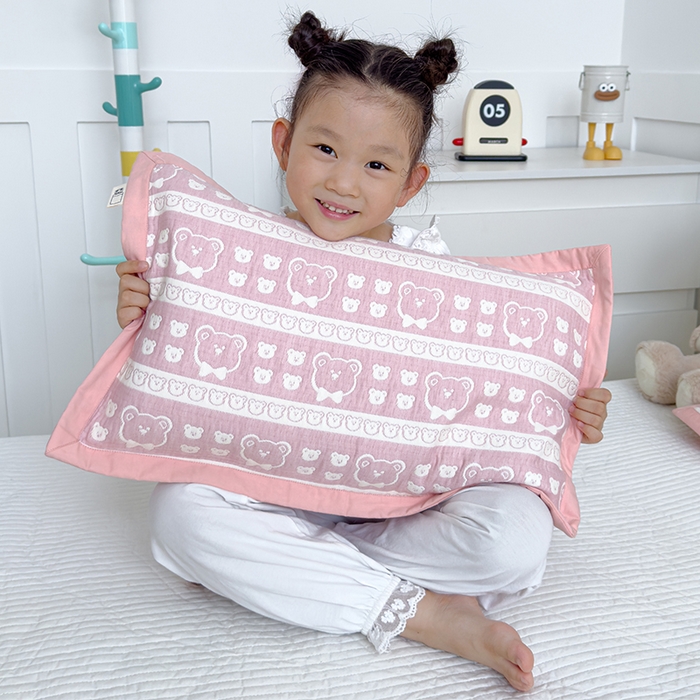 91家纺网 家纺一手货源 找家纺 2024新品色织立体提花全棉三层纱布夹棉枕套 小熊-粉