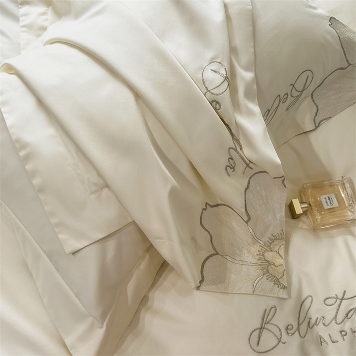 91家纺网 家纺一手货源 找家纺 宅家居 2024新款莫奈花园系列-轻奢小香风双面纯棉刺绣长绒棉四件套 莫奈花园-奶昔白