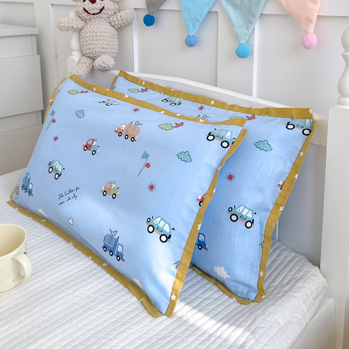 91家纺网 家纺一手货源 找家纺 2024新款A类133x72铂金全棉枕套枕头枕芯七彩童年系列 枕套+枕芯-棚拍图 汽车之家