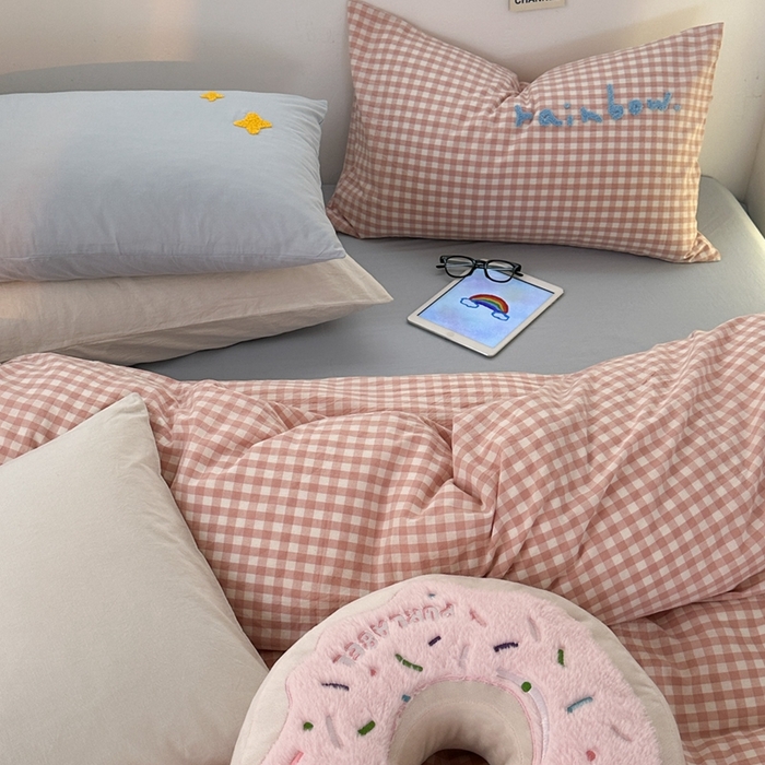 91家纺网 家纺一手货源 找家纺 洋铭区（原狠狠爱）2024新款水洗棉毛巾绣四件套 七彩浮云