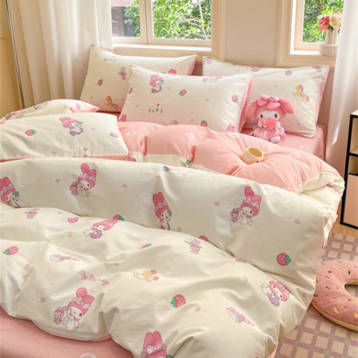 91家纺网 家纺一手货源 找家纺 博雅 2024新款三丽鸥全棉印花卡通四件套 游乐园木马美乐蒂