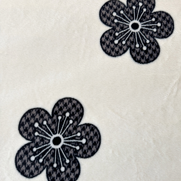 91家纺网 家纺一手货源 找家纺 富缦庭 2024新款标准8.5斤350克兔毛绒印花四件套 幸运花