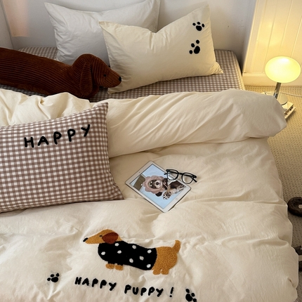 洋铭区（原狠狠爱）2024新款水洗棉毛巾绣四件套 腊肠小狗狗