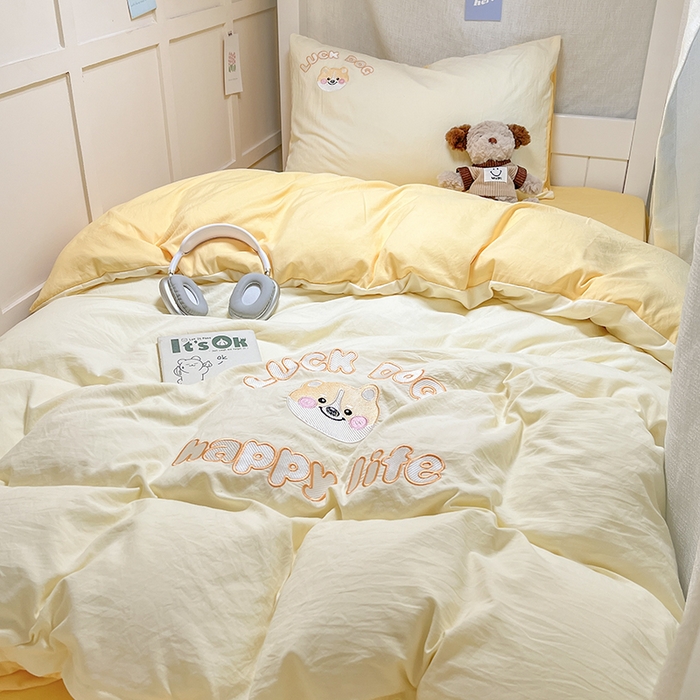 91家纺网 家纺一手货源 找家纺 梦舒羽 2025新款ins卡通可爱小狗刺绣水洗棉磨毛学生宿舍三件套居家四件套 小八嘎-奶黄