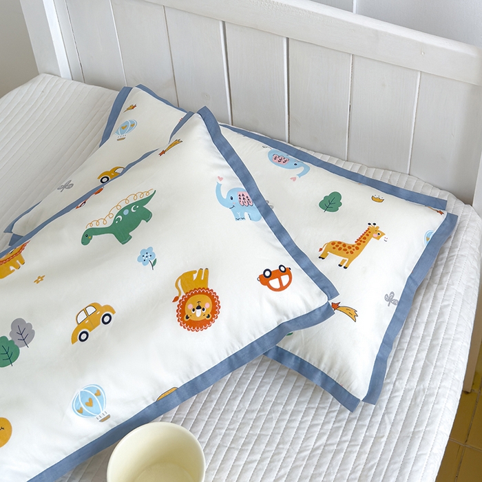 91家纺网 家纺一手货源 找家纺 2024新款A类133x72铂金全棉枕套枕头枕芯七彩童年系列 枕套+枕芯-棚拍图 好利友