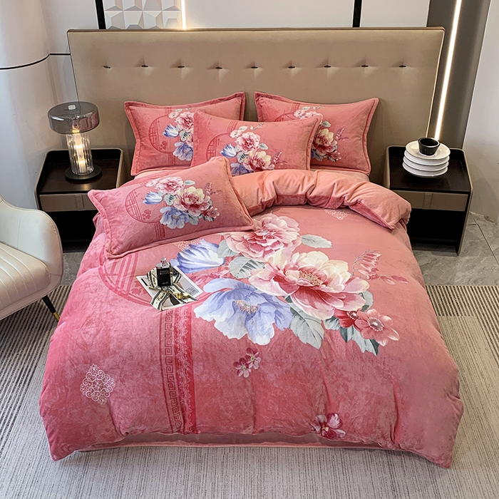 91家纺网 家纺一手货源 找家纺 喜梦缘 2025新款大版花卉牛奶绒四件套 闭月羞花