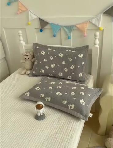 91家纺网 家纺一手货源 找家纺 2024新品色织立体提花全棉三层纱布夹棉枕套 小象-灰