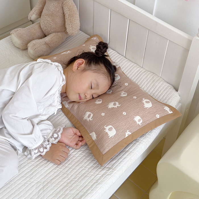 91家纺网 家纺一手货源 找家纺 2024新品色织立体提花全棉三层纱布夹棉枕套 小象-咖