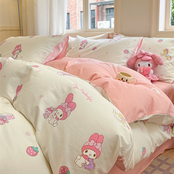 91家纺网 家纺一手货源 找家纺 博雅 2024新款三丽鸥全棉印花卡通四件套 游乐园木马美乐蒂