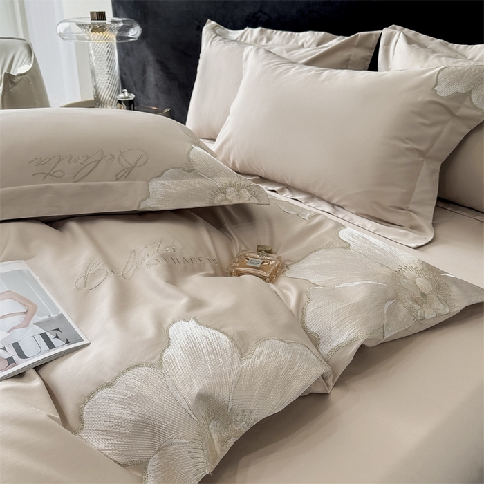 91家纺网 家纺一手货源 找家纺 宅家居 2024新款莫奈花园系列-轻奢小香风双面纯棉刺绣长绒棉四件套 莫奈花园-香槟金
