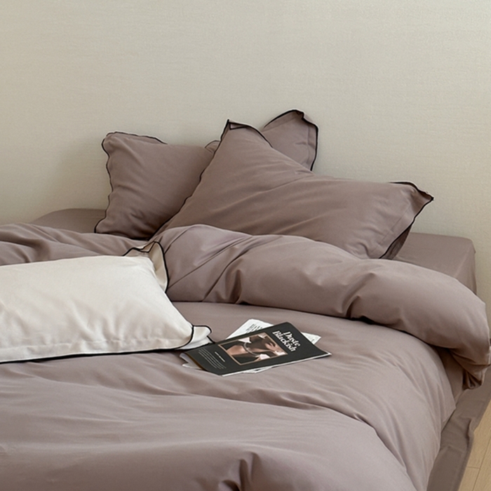 91家纺网 家纺一手货源 找家纺 梦享生活家居 2024新款Ａ类50支全棉磨毛密拷边四件套系列 密拷边深棕色