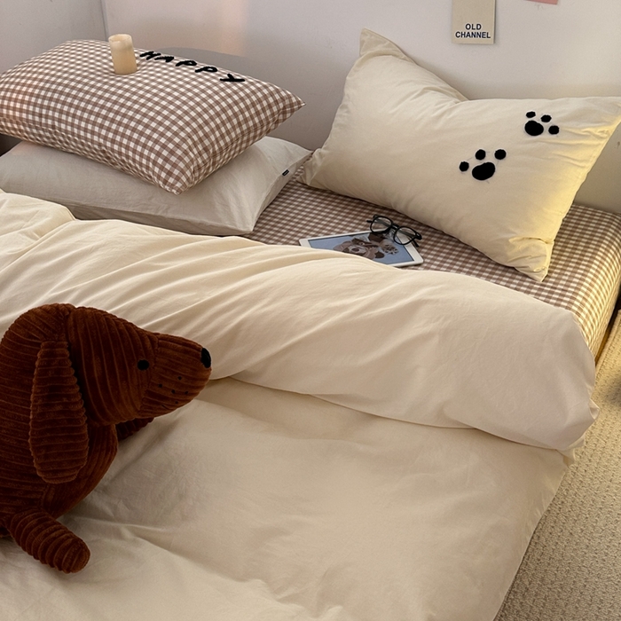 91家纺网 家纺一手货源 找家纺 洋铭区（原狠狠爱）2024新款水洗棉毛巾绣四件套 腊肠小狗狗