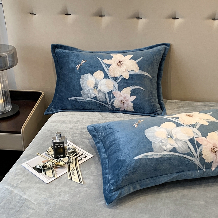 91家纺网 家纺一手货源 找家纺 喜梦缘 2025新款大版花卉牛奶绒四件套 国色天香