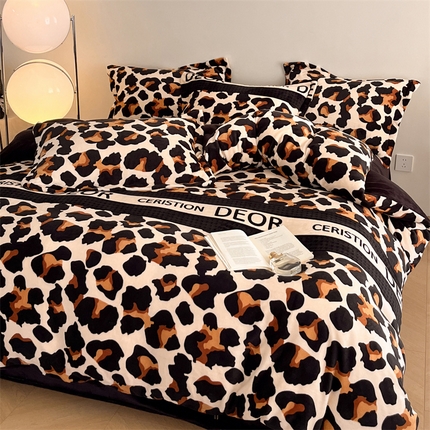 91家纺网 家纺一手货源 找家纺 （总）启程家纺 2024新款A类牛奶绒轻奢大牌风四件套