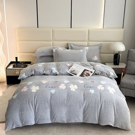 91家纺网 家纺一手货源 找家纺 （总）尚品凤凰2025新款高克重印花牛奶绒四件套-工艺款