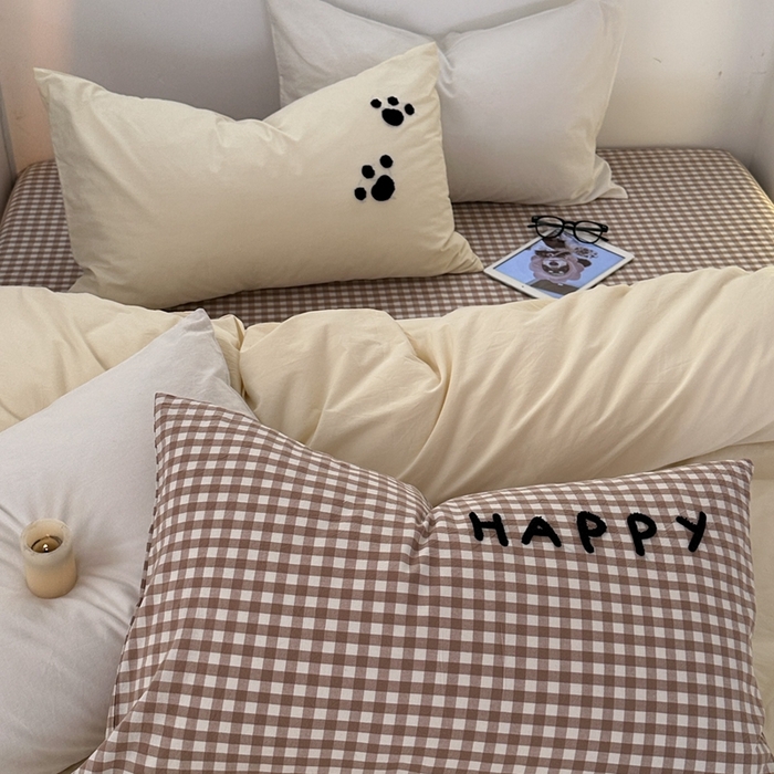 91家纺网 家纺一手货源 找家纺 洋铭区（原狠狠爱）2024新款水洗棉毛巾绣四件套 腊肠小狗狗