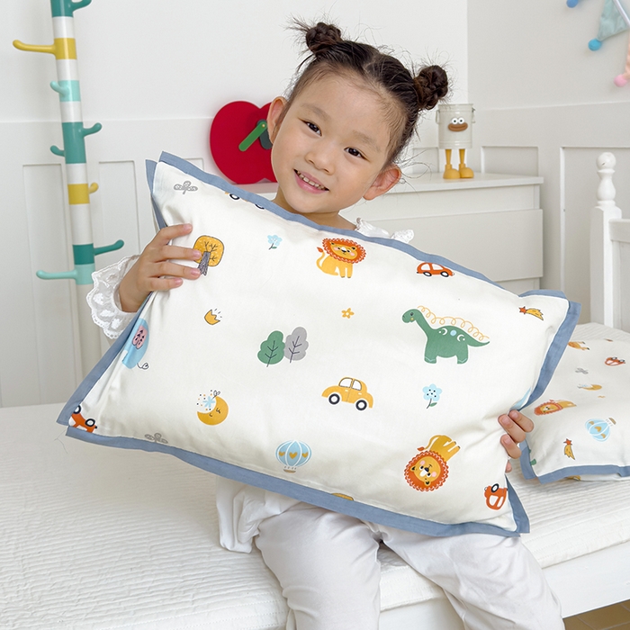 91家纺网 家纺一手货源 找家纺 2024新款A类133x72铂金全棉枕套枕头枕芯七彩童年系列 枕套+枕芯-棚拍图 好利友