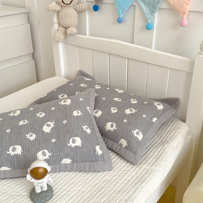 91家纺网 家纺一手货源 找家纺 2024新品色织立体提花全棉三层纱布夹棉枕套 小象-灰