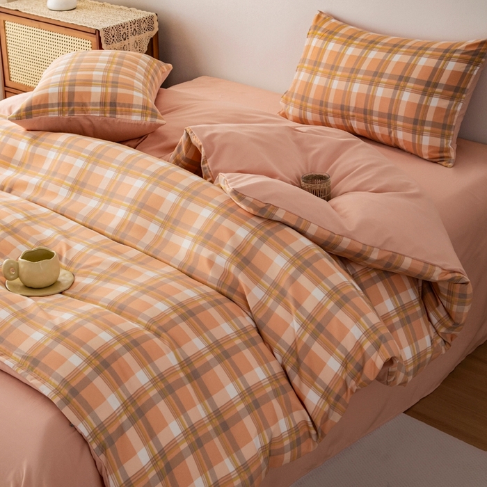 91家纺网 家纺一手货源 找家纺 富宁家纺 2025新款青春格子纯色双拼学生宿舍三件套四件套 粉色