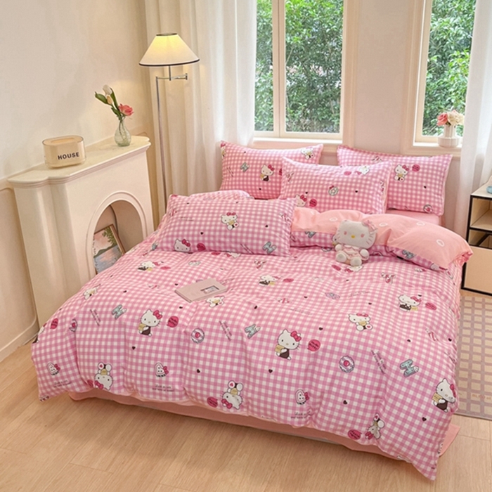 91家纺网 家纺一手货源 找家纺 博雅 2024新款三丽鸥全棉印花卡通四件套 小粉格KT