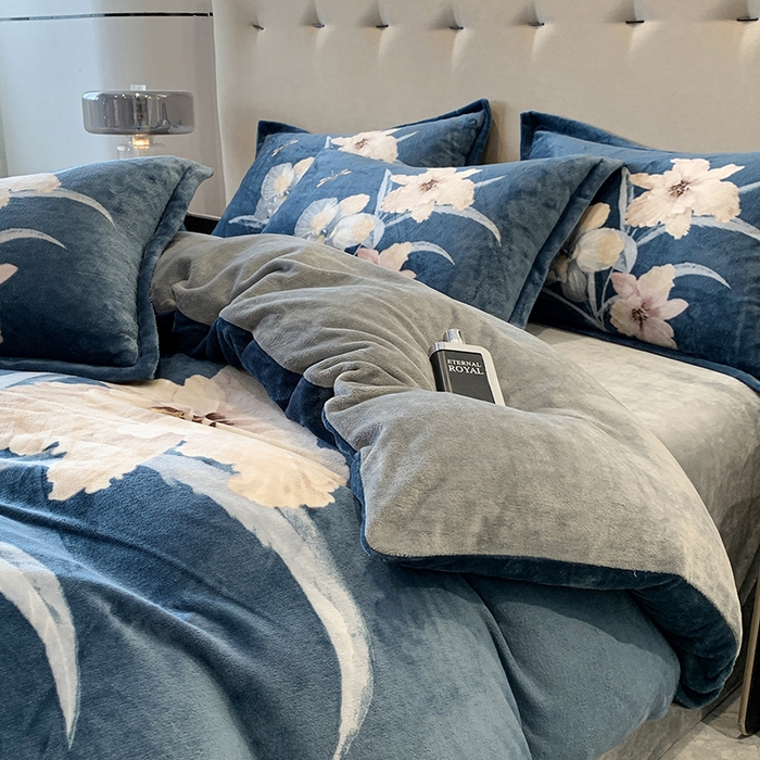 91家纺网 家纺一手货源 找家纺 喜梦缘 2025新款大版花卉牛奶绒四件套 国色天香