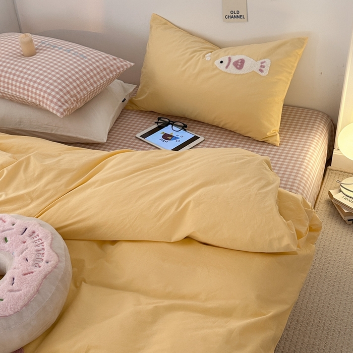 91家纺网 家纺一手货源 找家纺 洋铭区（原狠狠爱）2024新款水洗棉毛巾绣四件套 逍遥鱼儿