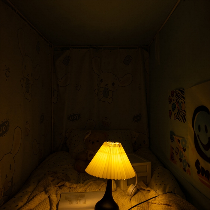 91家纺网 家纺一手货源 找家纺 新太阳蚊帐 2025新款卡通学生遮光床帘 花边款小狗