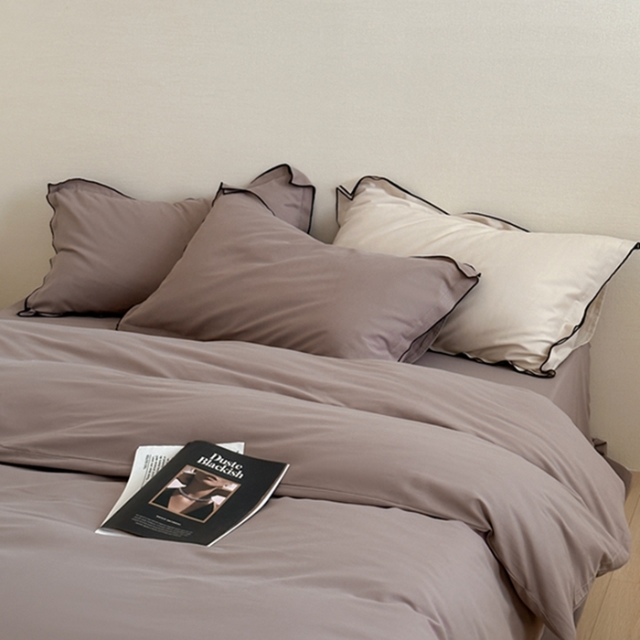 91家纺网 家纺一手货源 找家纺 梦享生活家居 2024新款Ａ类50支全棉磨毛密拷边四件套系列 密拷边深棕色