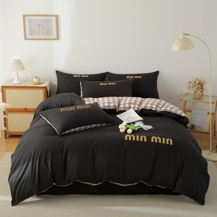 91家纺网 家纺一手货源 找家纺 （总）2025新款ins风青春格子水洗棉纯色双拼格子四件套格子-提供买家秀