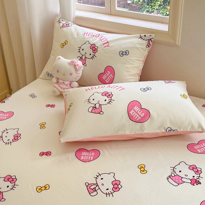 91家纺网 家纺一手货源 找家纺 博雅 2024新款三丽鸥卡通系列全棉印花床笠 蝴蝶结KT