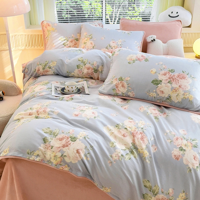 91家纺网 家纺一手货源 找家纺 2024新款全棉加牛奶绒四件套单被套系列-四件套 温婉佳人