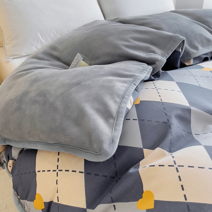 91家纺网 家纺一手货源 找家纺 2024新款全棉加牛奶绒四件套单被套系列-单被套 格韵空间