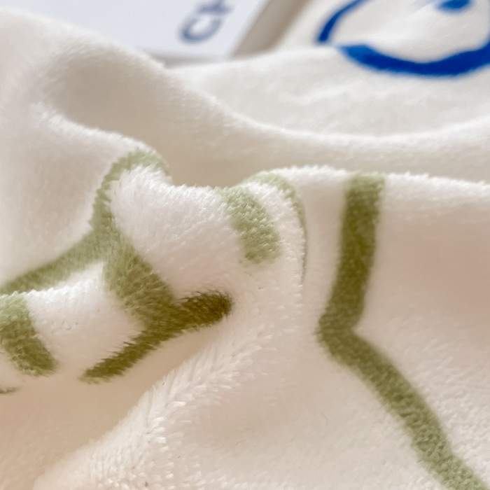 91家纺网 家纺一手货源 找家纺 莱米家纺 2024新款7斤重牛奶绒卡通小版四件套系列 吉祥兔